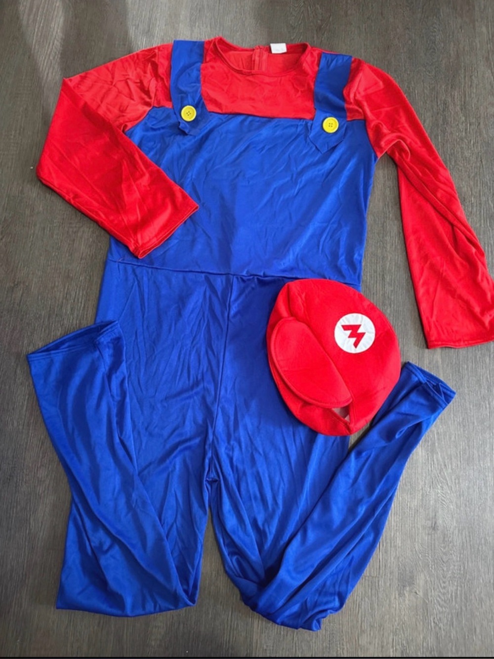 Mario men’s large